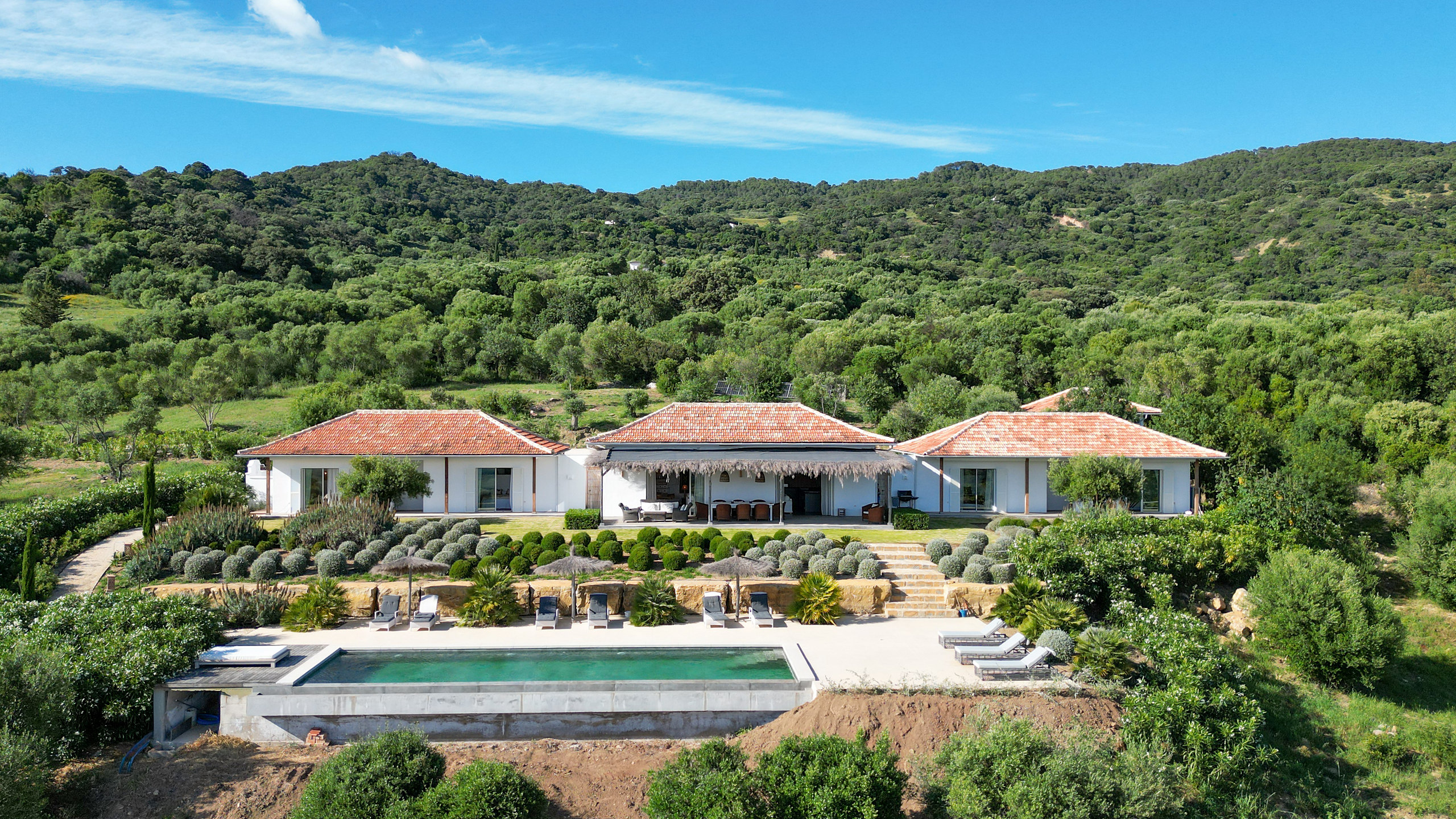 Villa con piscina en el campo de Sotogrande
